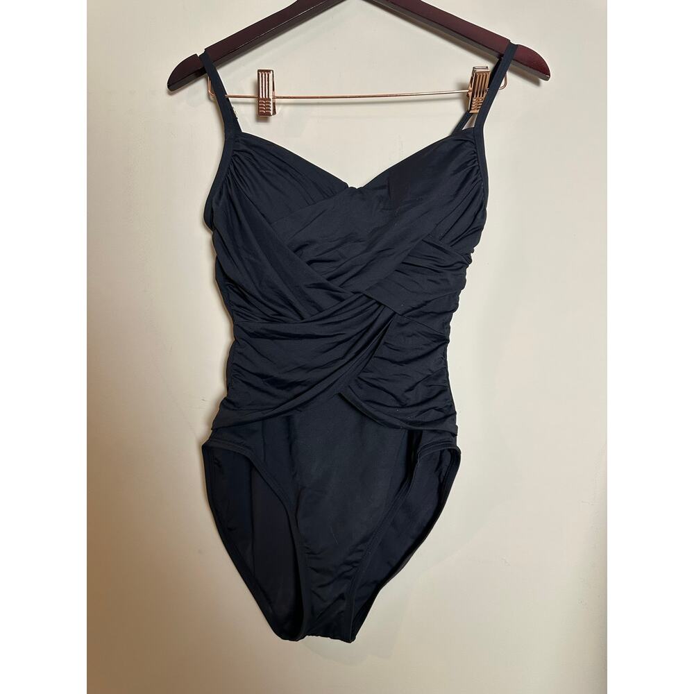 La Blanca Black Solid One Piece Size 8